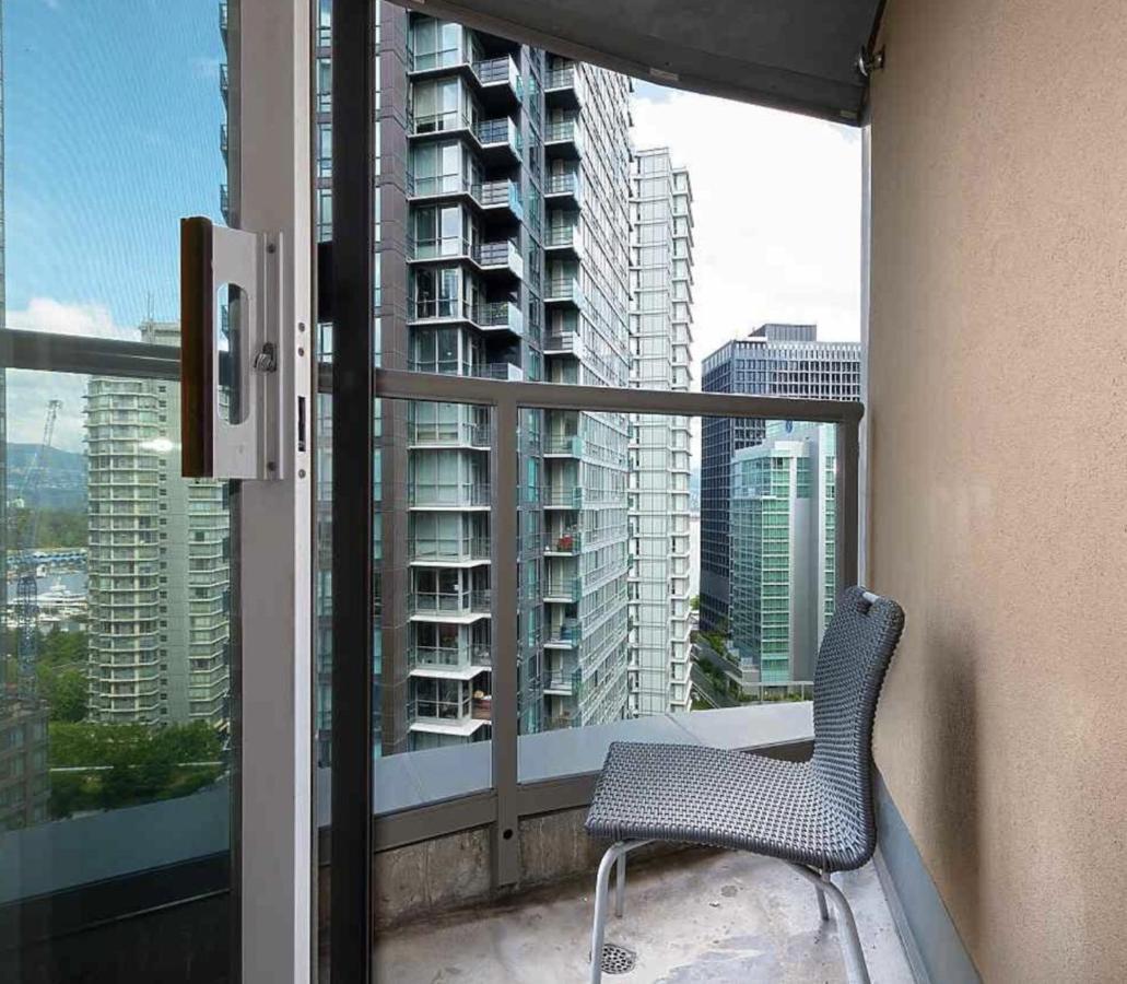 Robson & Granville Luxury Suite Vancouver Zewnętrze zdjęcie